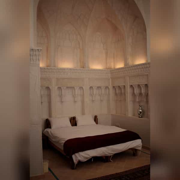 عکس سرای سنتی دیبا در پاپک کاشان