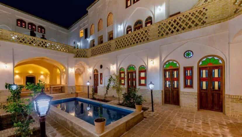عکس هتل سنتی شاه نشین در قاسم بیک کاشان