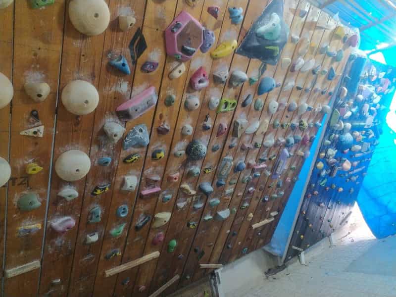 عکس باشگاه سنگنوردی بلدر پلاس در ولی عصر ملایر