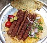 عکس غذا خوری بازار در شهر سقز