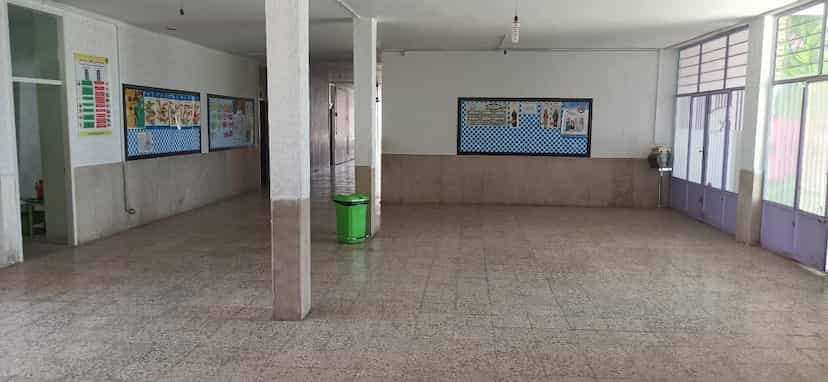 عکس دبستان پسرانه هیأت امنای توحید در مطهری رفسنجان