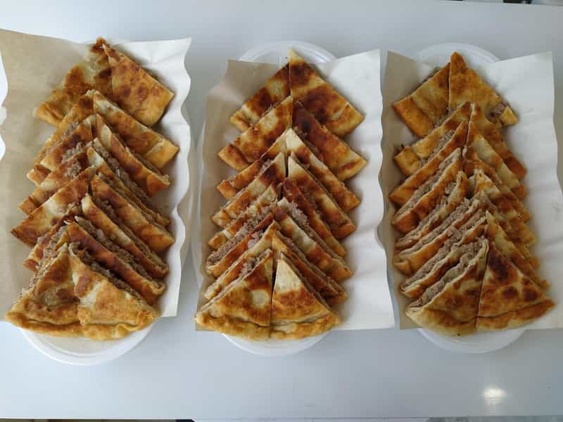 عکس غذای سنتی اصیل ترکمن الین بورگ در ملانفس گنبد کاووس