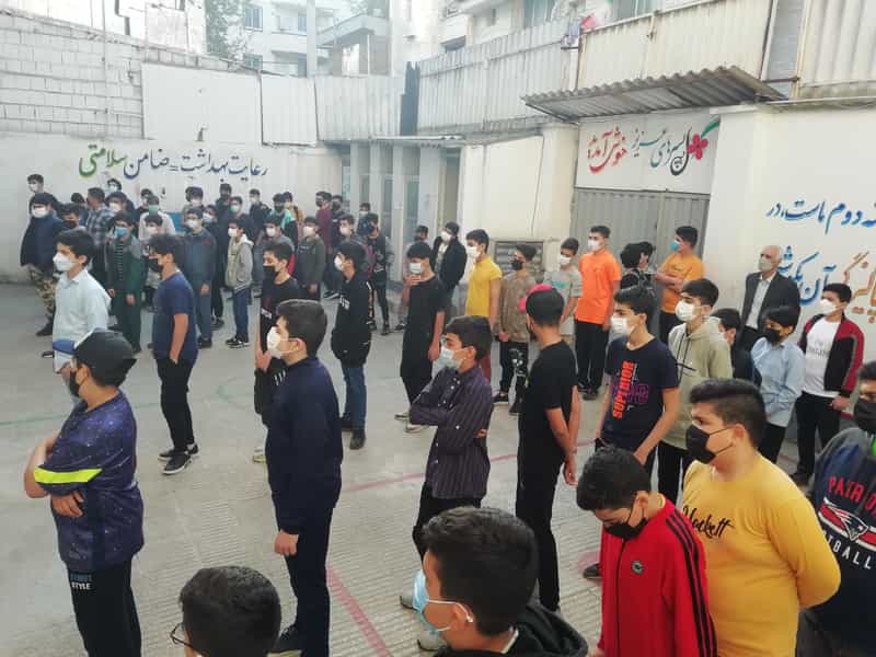 عکس دبیرستان غیردولتی دوره اول پسرانه فارابی در ملاقاتی گرگان