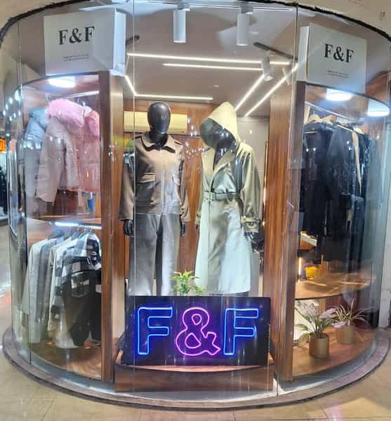 عکس مزون زنانه F&F در بیست متری موسوی مرودشت
