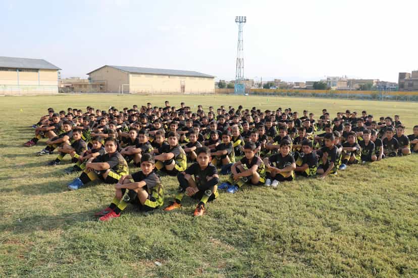 عکس مدرسه فوتبال کیان مهر مرودشت(ایرانمهر) در مهر آباد مرودشت