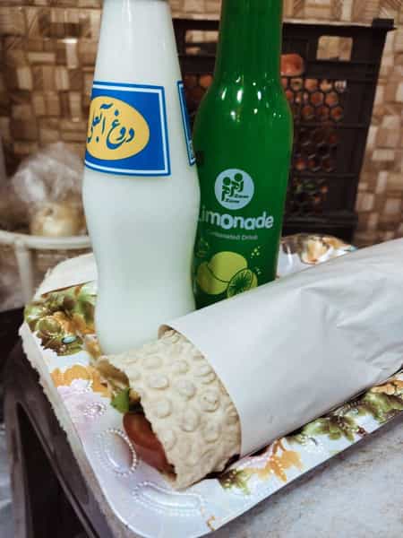 عکس ساندویچ خاطره در حسن آباد جهرم