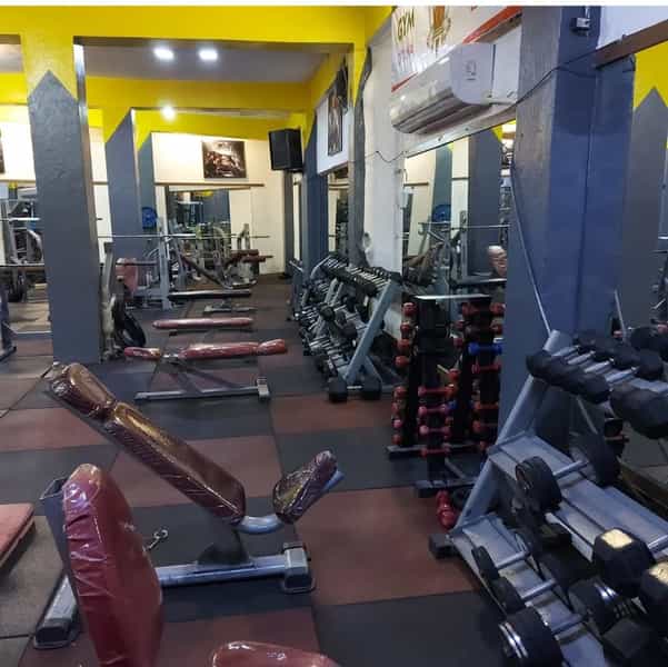 عکس باشگاه بدنسازی اوتانا در کلوان جهرم