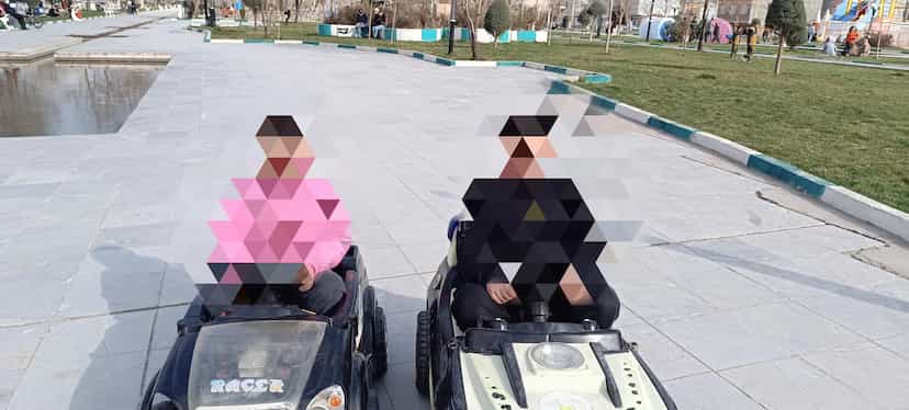 عکس ماشین شارژی پارک شانو در شهر مریوان