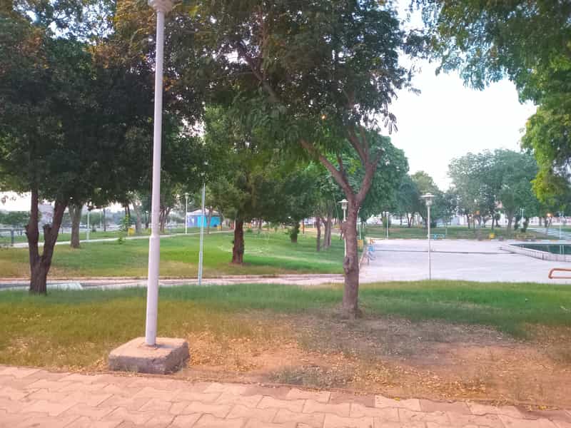 عکس بوستان هفت تیر در قدس اندیمشک