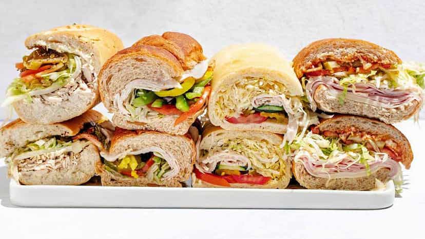 عکس ساندویچ سردکام در شهر دورود