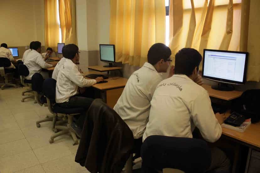 عکس هنرستان پسرانه یاوری در عسگریه شهرضا