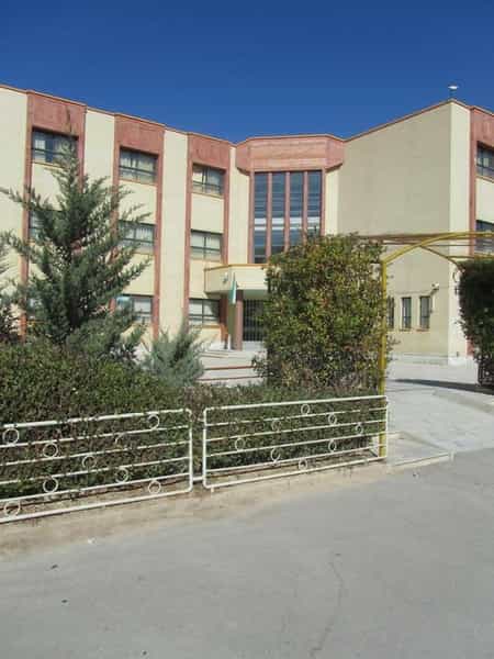 عکس هنرستان پسرانه یاوری در عسگریه شهرضا