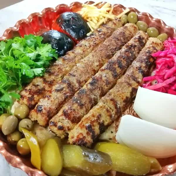 عکس رستوران پاسارگاد عشقی در حکیم نصرالله شهرضا