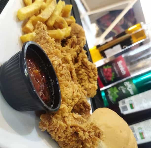 عکس رستوران شکوفه در حکیم نصرالله شهرضا