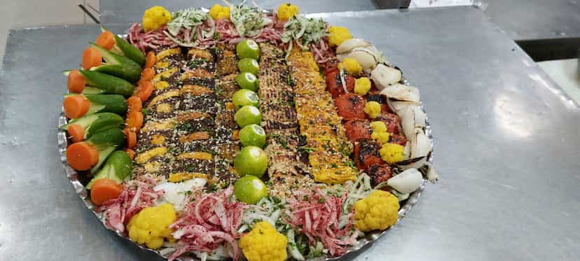 عکس چلو خورشت شب نشین در امیرکبیر شهرضا