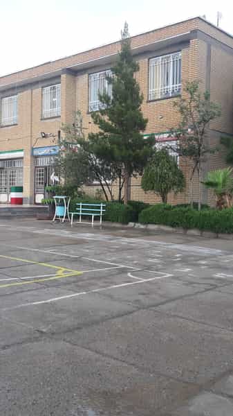 عکس آموزشگاه تیزهوشان فرزانگان در امام علی کاشمر