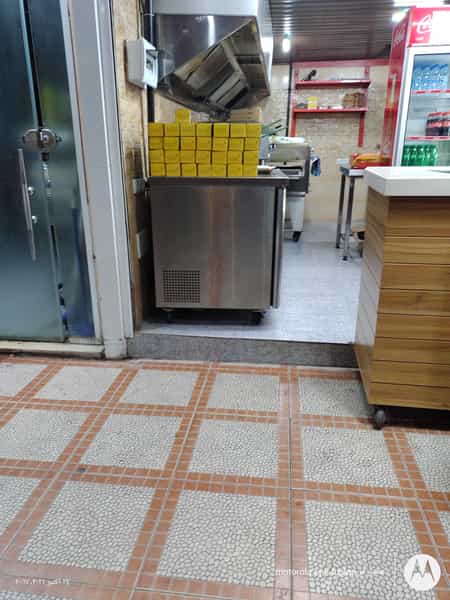 عکس رستوران و فست فود کارو در پارک بازار لنگرود