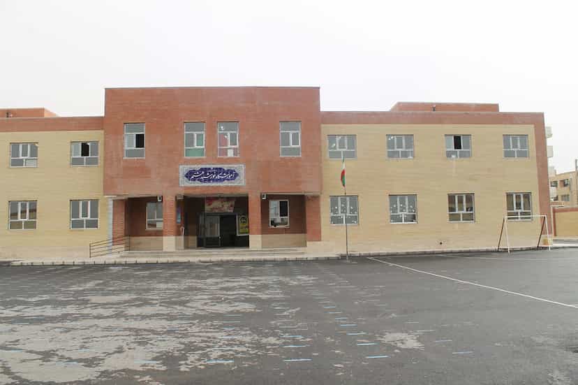 عکس دبستان خورشید هشتم شهرک خورشید هشتم پیشوا