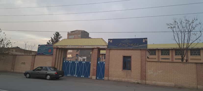 عکس مدرسه‌ آموزش‌ از راه‌ دور پسرانه‌ مبتکران‌ صنعت‌ در کاظم آباد اخوان ورامین