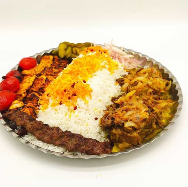 عکس رستوران فانوس شب در رستم حسین زابل