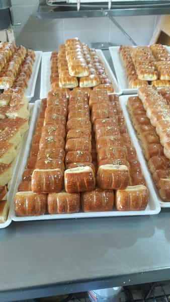 عکس تریا قنادی پدید شعبه ۱ در توحید بیرجند