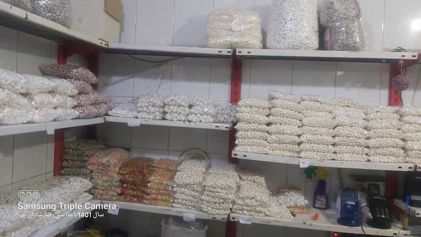 عکس نبات و آب نبات ریزی رضا در پلیس راه بیرجند