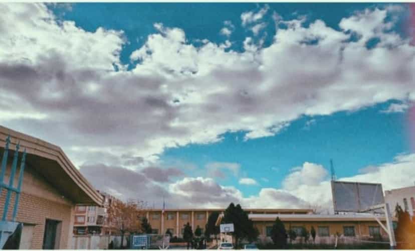عکس دبیرستان فرزانگان در کارمندان ابهر
