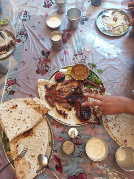 عکس رستوران شاهکار در تل زالی یاسوج