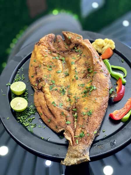 عکس کافه رستوران تجریش در تل زالی یاسوج