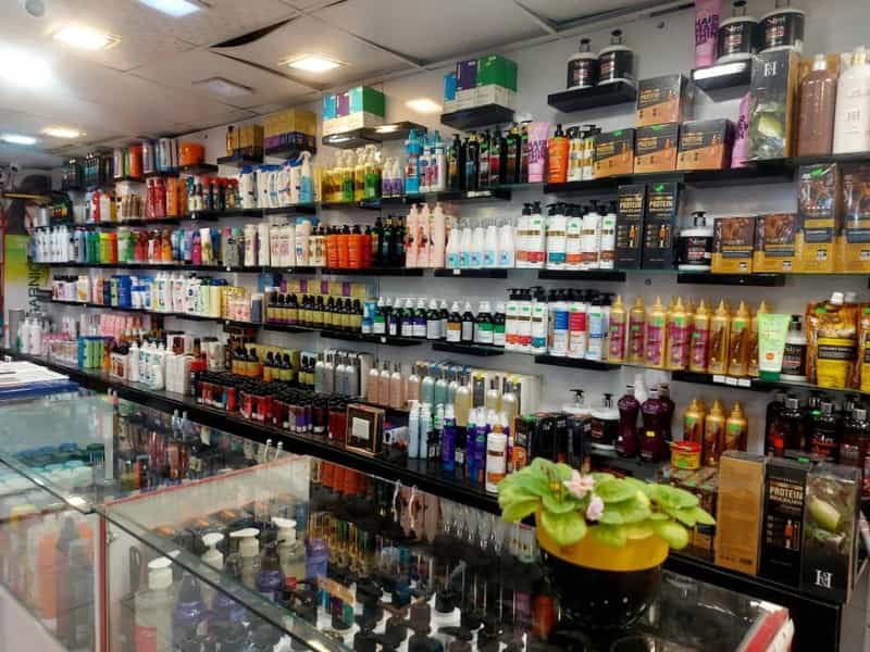 عکس فروشگاه آرایشی و بهداشتی خوشبخت در بازار یاسوج