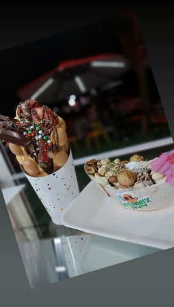 عکس کافه بستنی ویتامیکس در امامت یاسوج