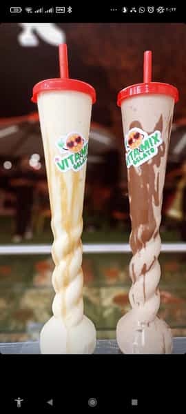 عکس کافه بستنی ویتامیکس در امامت یاسوج