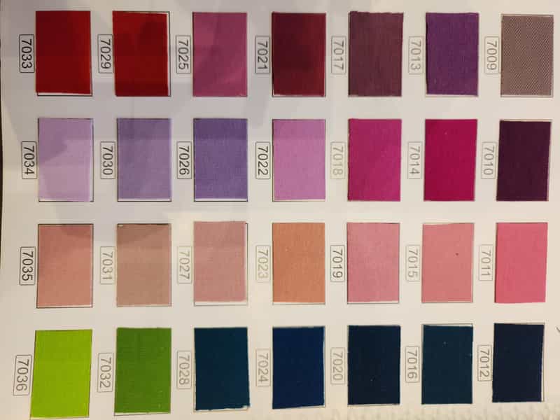 عکس پوشاک بابانوئل در شهر ملارد