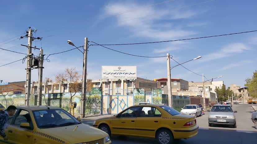 عکس دبیرستان ابراهیم جراحی‌زاده در فجر ساوه