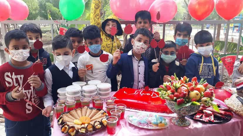 عکس دبستان پسرانه صالحین (تیزهوشان) در بهار آبادان