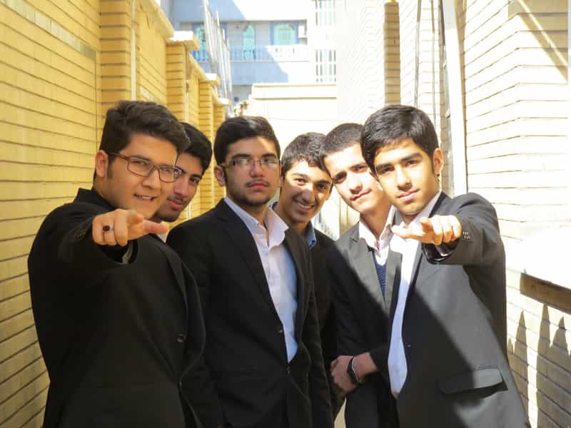 عکس مجتمع استعدادهای ناب صالحین در احمد آباد آبادان