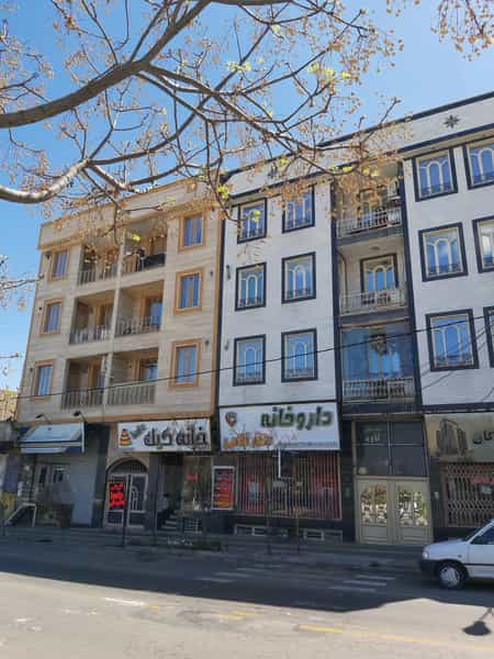 عکس داروخانه دکتر غلامی در فجر ساوه