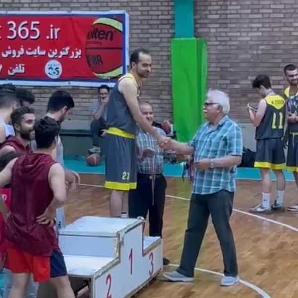 عکس مدرسه بسکتبال علی حسینی در نامجو ساوه