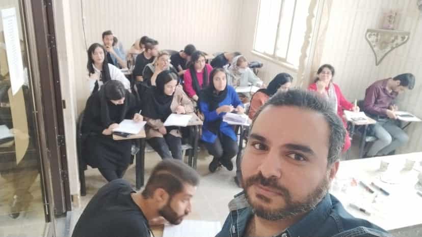 عکس مشاوره کنکور و انتخاب رشته در کارگر آبادان