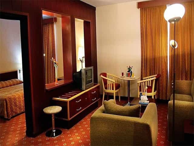 عکس هتل پارسیان در مروارید آبادان