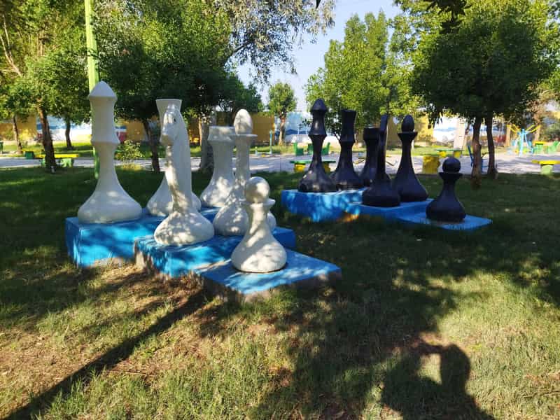 عکس پارک شطرنج در سرویس قنوانی آبادان