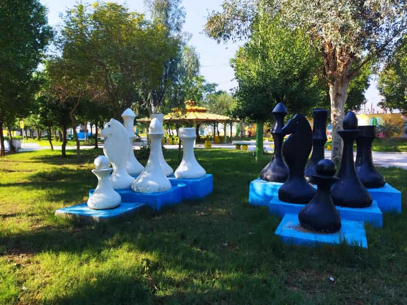 عکس پارک شطرنج در سرویس قنوانی آبادان