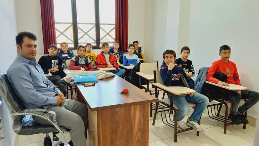 عکس آکادمی پندار نیک در قزل ارسلان مراغه