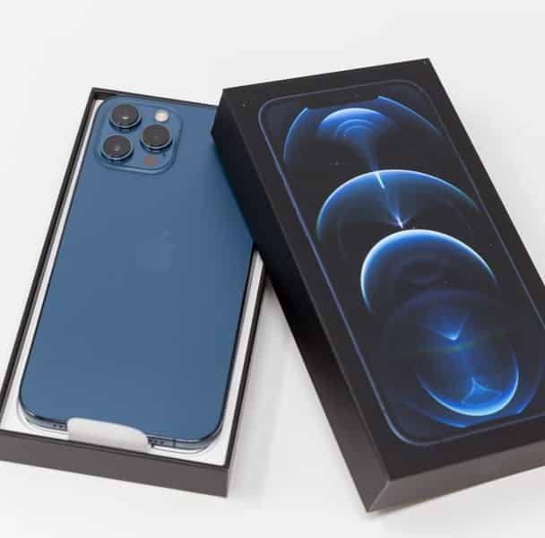 عکس خدمات موبایل آلفا در شهر ایذه