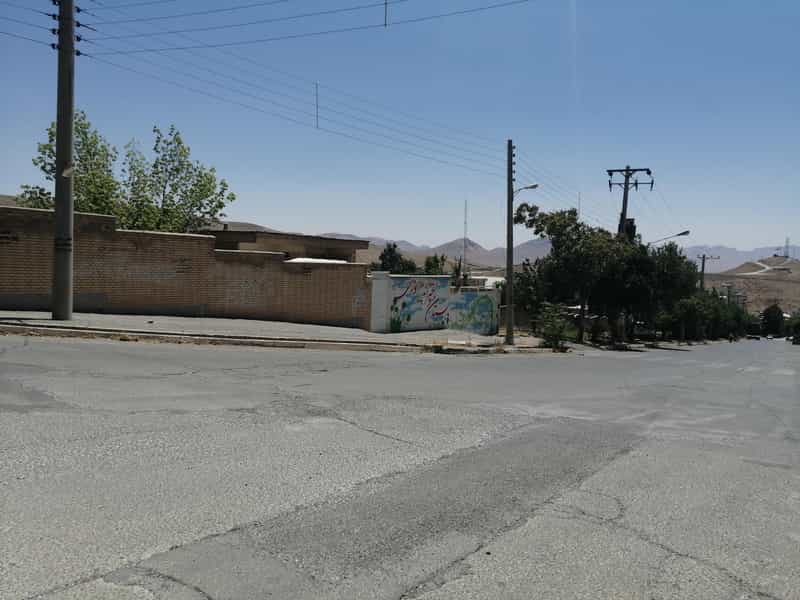 عکس دبستان پیروزی در میر آباد غربی 