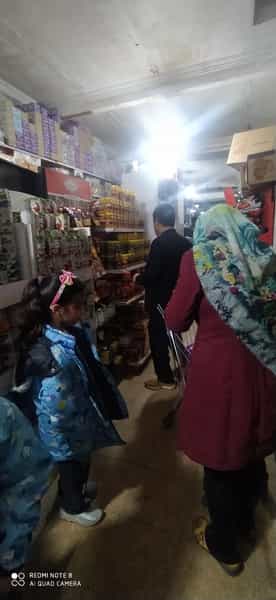 عکس ارزان فروشی برادران خورشیدی در ولیعصر مسجدسلیمان