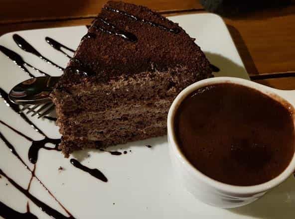 عکس کافه رستوران ویژن در گاپله بروجرد