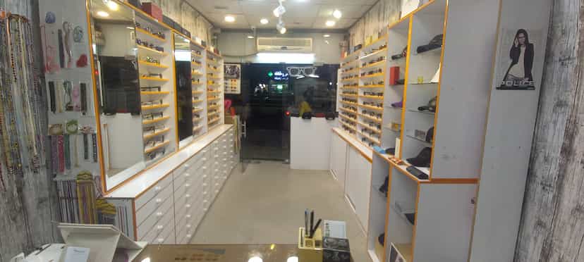 عکس گالری عینک سی تیام در چهار جنار بروجرد