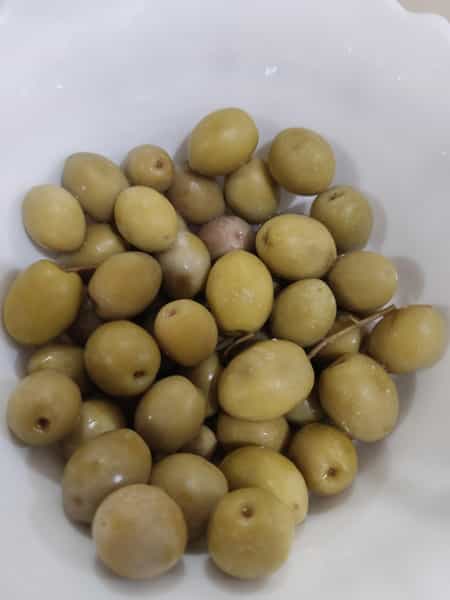 عکس محصولات طارم(زیتون و ترشیجات)نظری در شهر نظرآباد