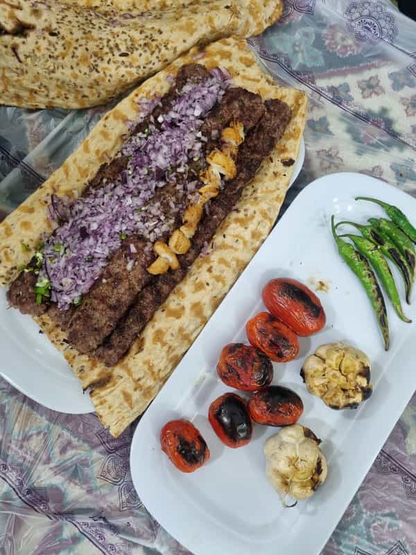 عکس کباب ساطوری بناب آذربایجان شعبه آراز در شهر نظرآباد